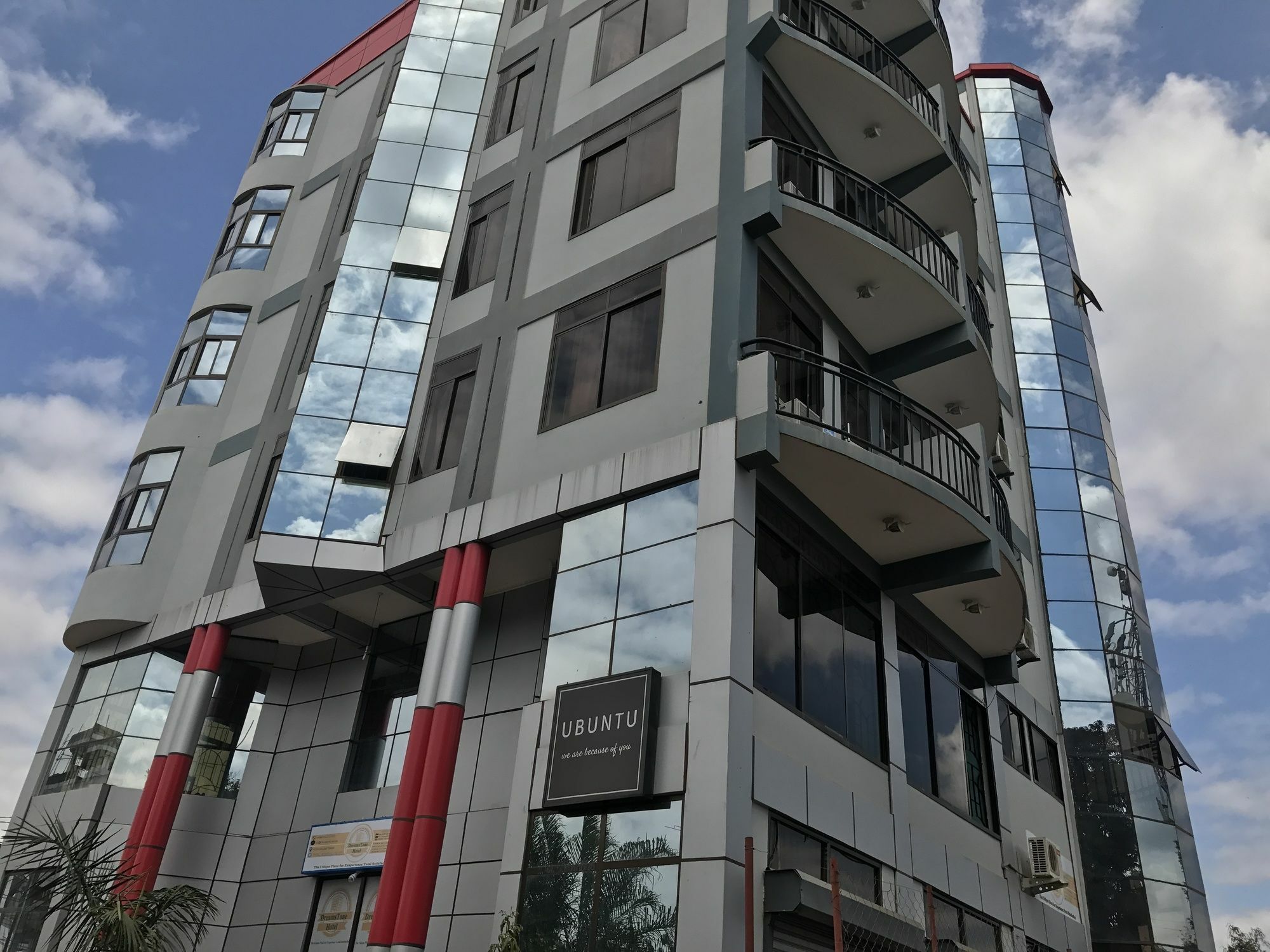 Dreamstone Otel Moshi Dış mekan fotoğraf